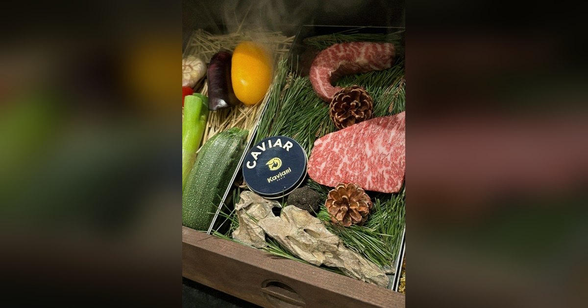 청계천 칠순·팔순 잔치 — 우하나 종각역점 쇼잉