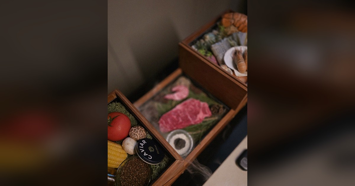 시청 한우 오마카세 — 우아라 광화문점 쇼잉