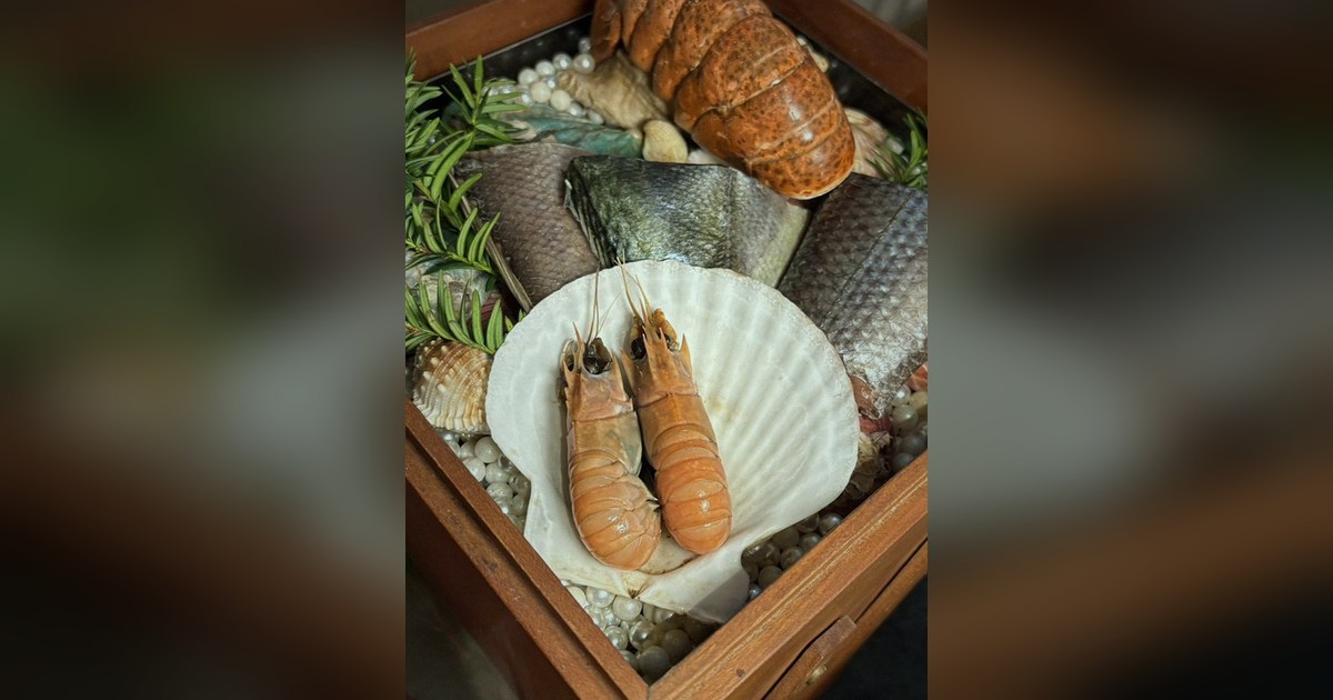 시청역 가족 식사 — 우아라 광화문점 쇼잉