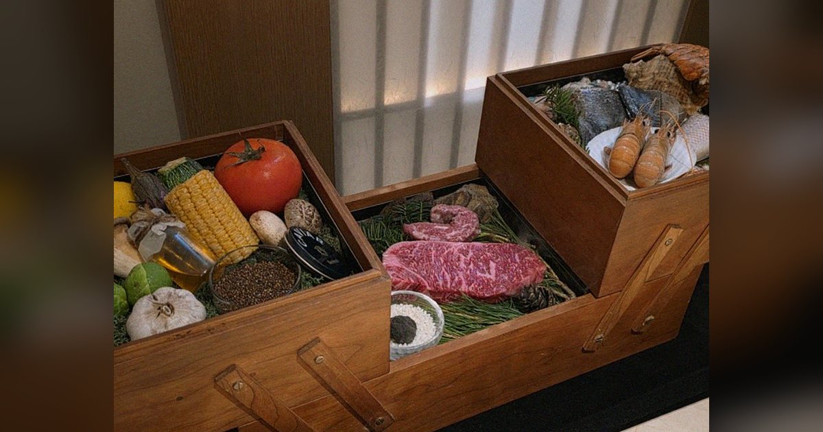 덕수궁 룸식당 — 우아라 광화문점 쇼잉