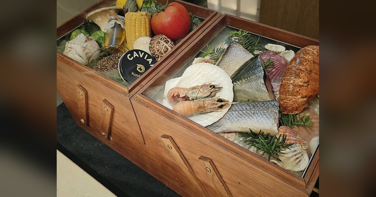 종로 한우 오마카세 — 우아라 광화문점 쇼잉