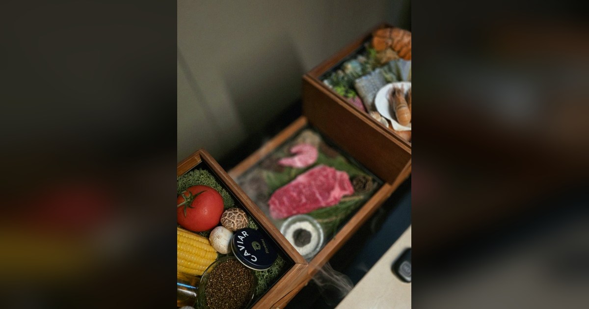 서울역 한우 오마카세 — 우아라 광화문점 쇼잉