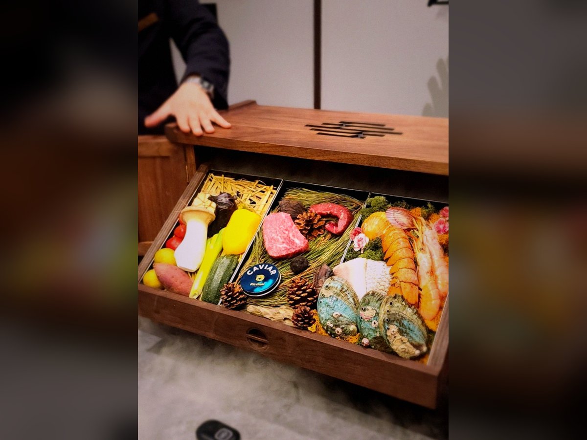 여의도역 룸식당 — 프라이빗 룸 한우 다이닝